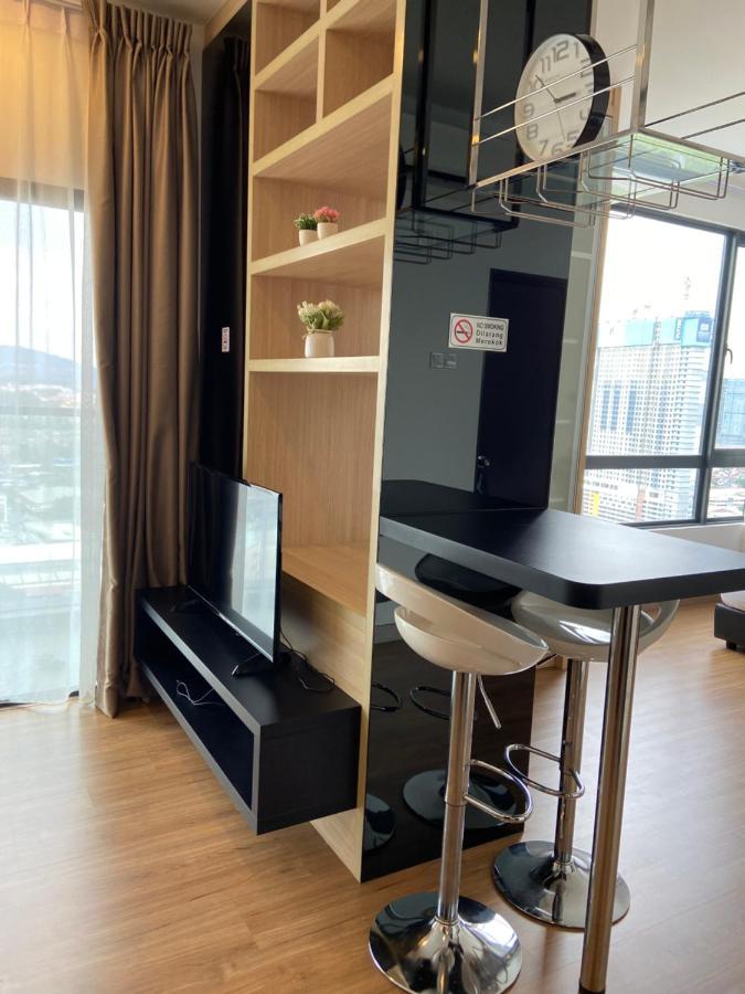 Dream Suite 2 - Landmark Residence 1, High Floor, Nice View, Wi-Fi & Tv Box 加影 外观 照片